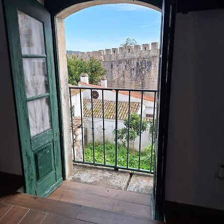 Lovin Book Guesthouse Óbidos Exterior foto